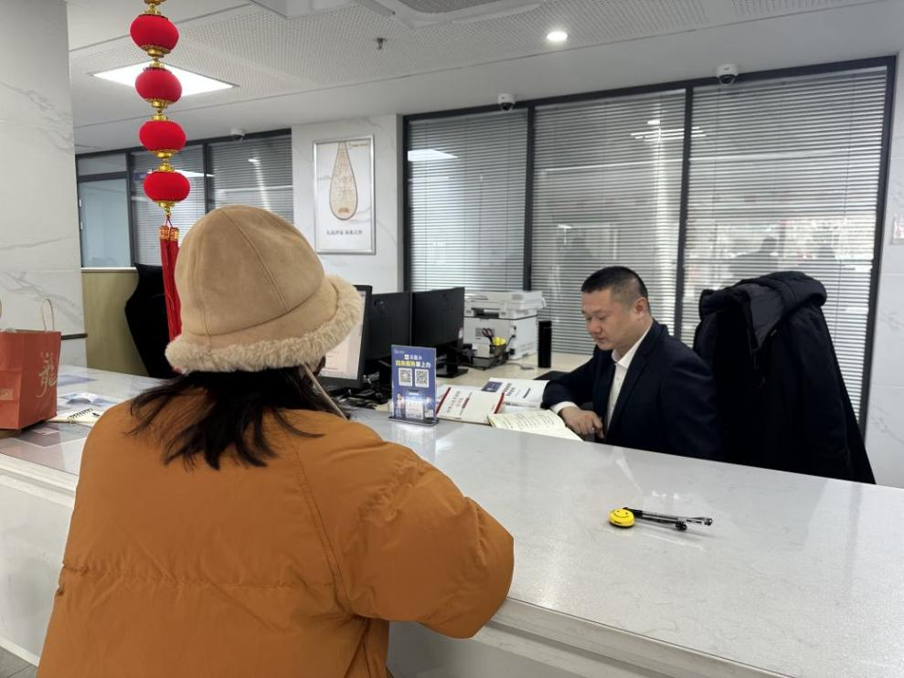 海州政務(wù)服務(wù)中心開(kāi)設(shè)免費(fèi)法律咨詢服務(wù)窗口！2.png